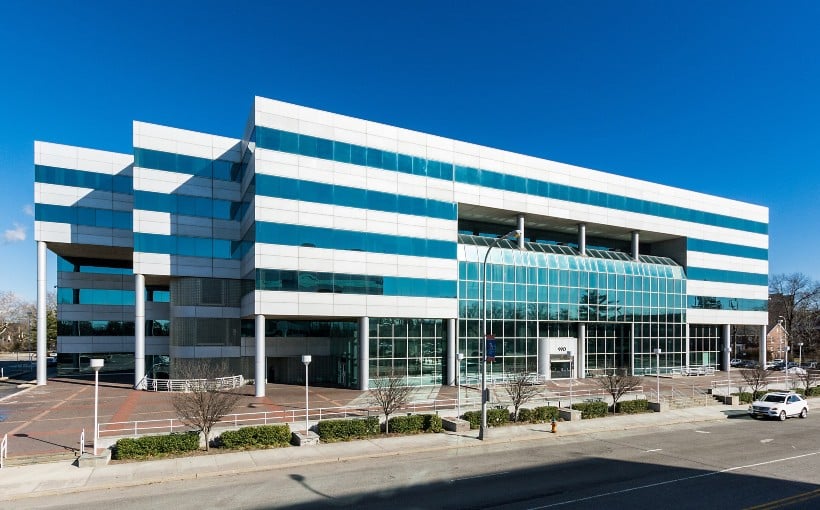 NY 900 Stewart Avenue Garden City NY Healthcare Law Firm Inks 45K-SF Lease in Garden City